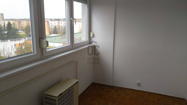 Eladó téglalakás, Szombathelyen, Szűrcsapó utcában 31.9 M Ft