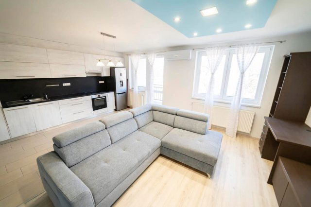 Kiadó téglalakás, albérlet, Kecskeméten 230 E Ft / hó