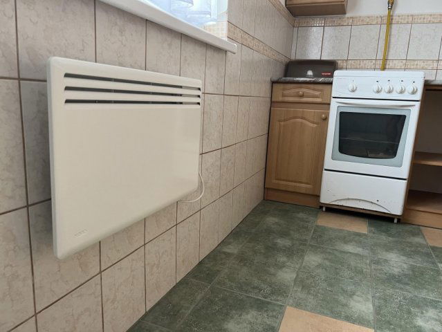 Kiadó téglalakás, albérlet, Szentesen 80 E Ft / hó, 1 szobás