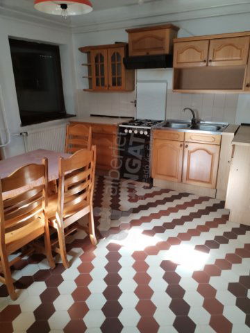 Kiadó családi ház, albérlet, XII. kerületben, Lidérc utcában