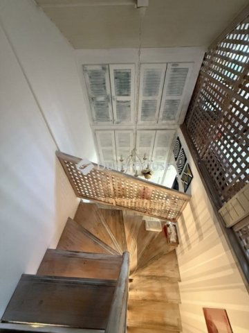 Eladó családi ház, Pécsett 99.9 M Ft, 4 szobás