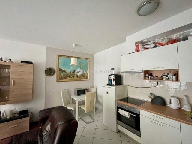 Eladó téglalakás, Budapesten, VIII. kerületben 114.9 M Ft