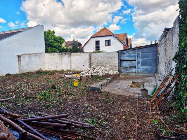 Eladó családi ház, Budapesten, XX. kerületben 64.9 M Ft