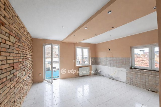 Eladó téglalakás, Budapesten, XXI. kerületben 79.9 M Ft