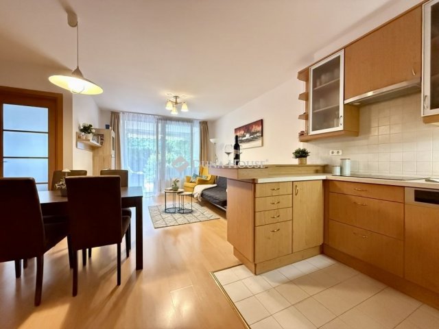 Eladó téglalakás, Balatonfüreden 189 M Ft, 3 szobás