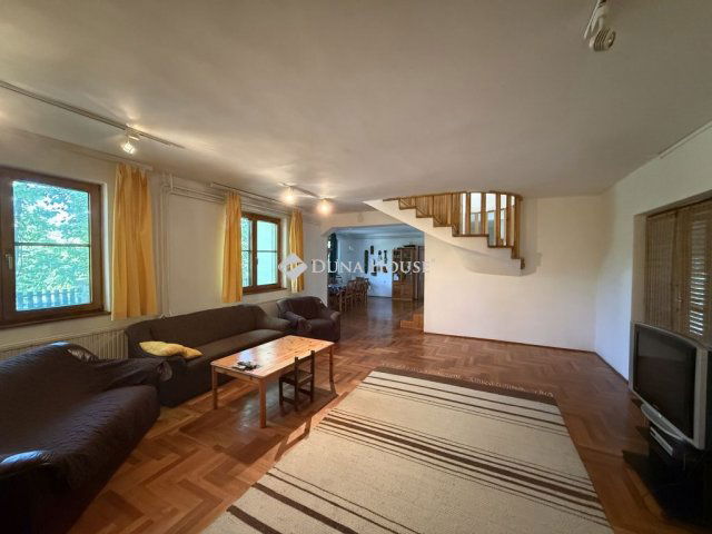 Eladó családi ház, Poroszlón 100 M Ft, 5 szobás