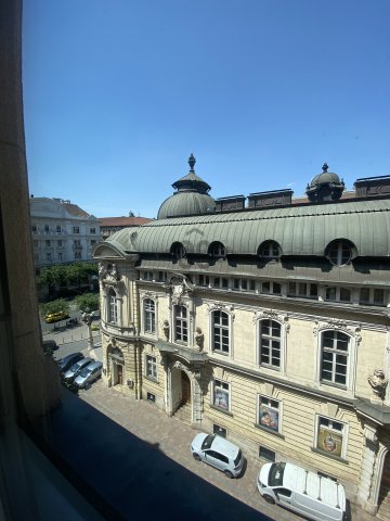 Eladó téglalakás, Budapesten, XIII. kerületben 210 M Ft