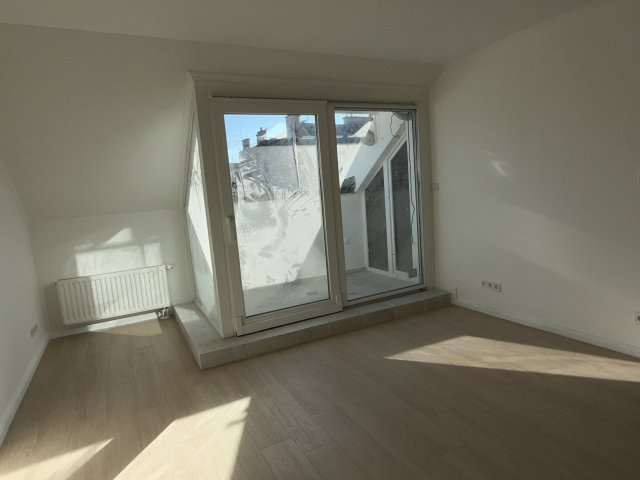 Eladó téglalakás, Budapesten, VII. kerületben 161 M Ft