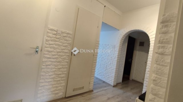 Eladó panellakás, Budapesten, XXI. kerületben 75 M Ft, 2+1 szobás