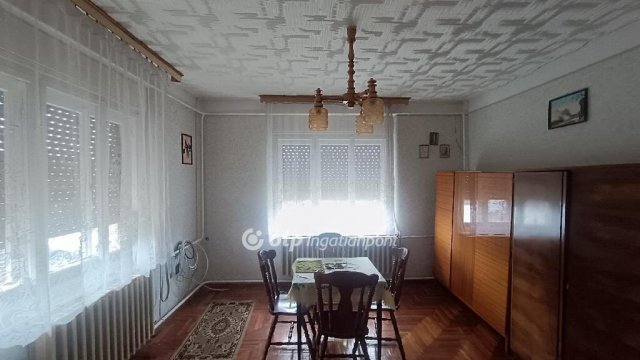 Eladó családi ház, Aldebrőn 24.5 M Ft, 3 szobás