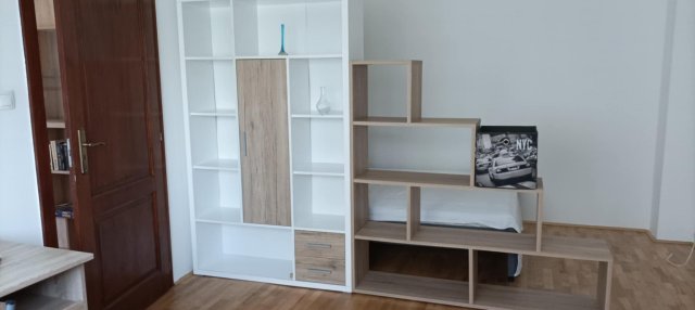 Kiadó téglalakás, albérlet, IX. kerületben, Hurok utcában