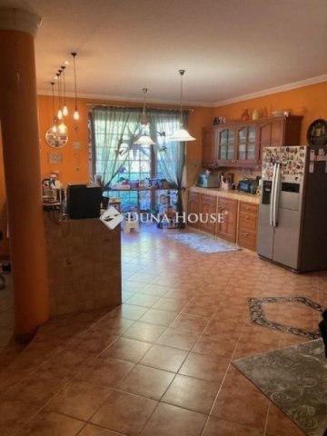 Eladó családi ház, Budapesten, XXIII. kerületben 260 M Ft