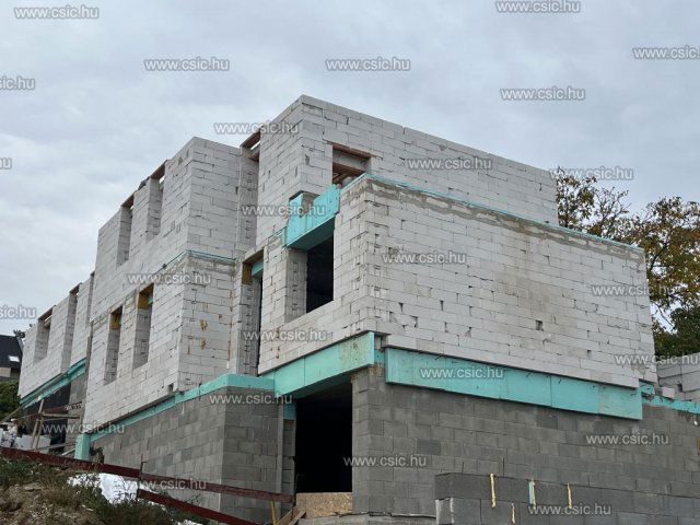 Eladó téglalakás, Solymáron 45.76 M Ft, 1 szobás