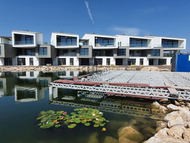 Eladó téglalakás, Alsóörsön 330 M Ft, 4 szobás