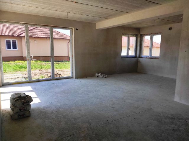 Eladó családi ház, Vácrátóton 154 M Ft, 5 szobás