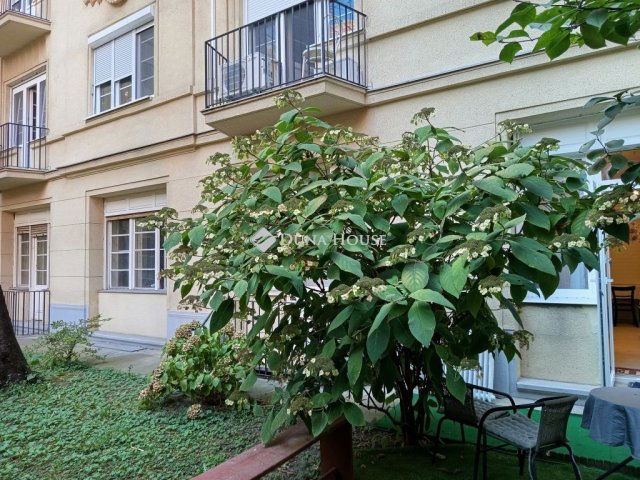 Eladó téglalakás, Budapesten, V. kerületben 91.5 M Ft, 2 szobás