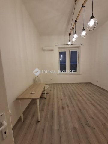 Eladó téglalakás, Budapesten, VII. kerületben 47.5 M Ft