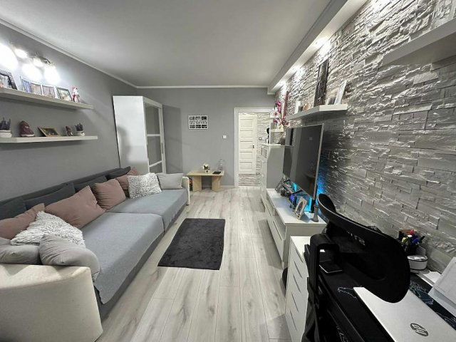 Eladó panellakás, Budapesten, XV. kerületben 64.9 M Ft, 2 szobás