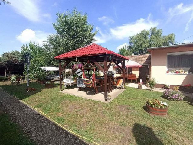 Eladó családi ház, Kiskunhalason 35 M Ft, 3 szobás