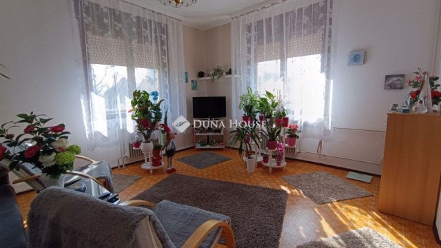 Eladó családi ház, Érden 90 M Ft, 3 szobás