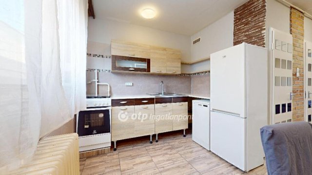 Eladó panellakás, Miskolcon 34.9 M Ft, 2 szobás