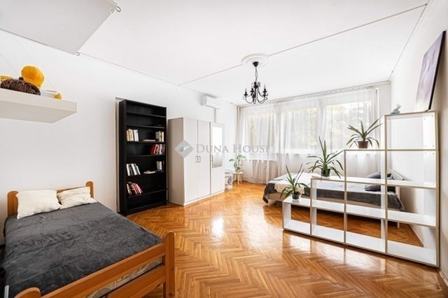 Eladó panellakás, Budapesten, XIV. kerületben 81.9 M Ft, 3 szobás