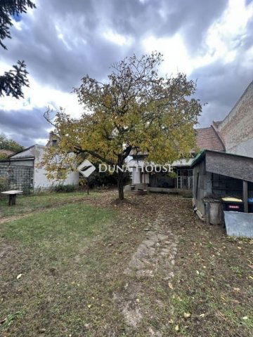 Eladó családi ház, Budapesten, XVIII. kerületben 56 M Ft