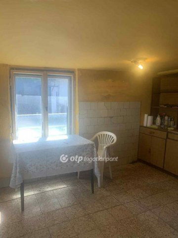 Eladó családi ház, Nagykátán 23.9 M Ft, 3 szobás