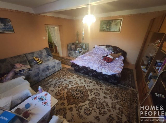 Eladó családi ház, Makón 22 M Ft, 3 szobás