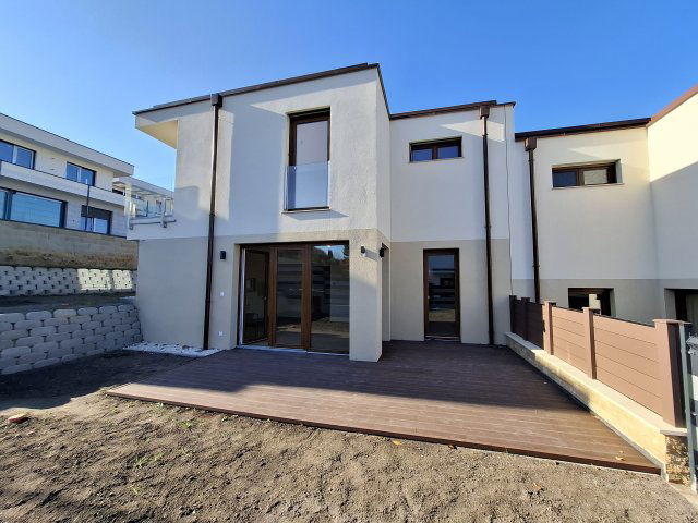 Eladó ikerház, Budapesten, III. kerületben 196 M Ft, 3+1 szobás