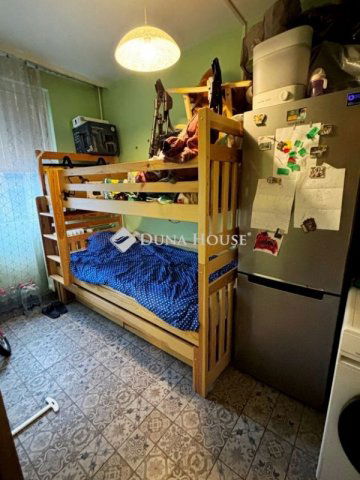 Eladó panellakás, Debrecenben 49.9 M Ft, 2 szobás