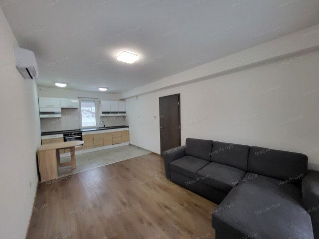 Eladó téglalakás, Győrött 63.9 M Ft, 2 szobás