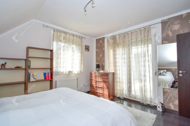 Eladó téglalakás, Szegeden 84.99 M Ft, 3 szobás