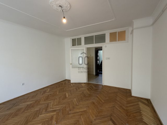 Eladó téglalakás, Miskolcon 23.4 M Ft, 1 szobás