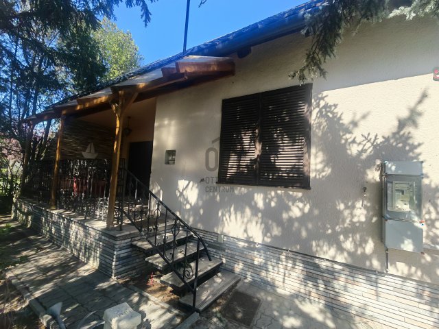 Eladó nyaraló, Siófokon 82 M Ft, 4 szobás / költözzbe.hu