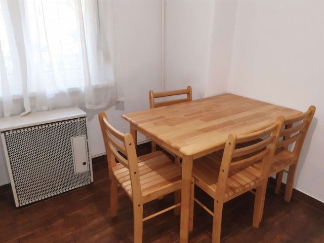 Eladó téglalakás, Szolnokon 34.99 M Ft, 2 szobás