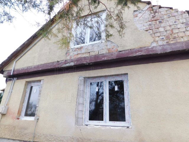 Eladó családi ház, Litéren 29.99 M Ft, 7 szobás