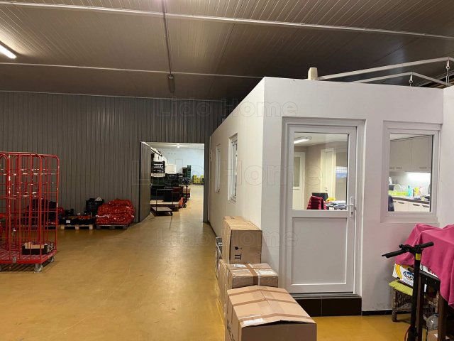 Eladó ipari ingatlan, Siófokon 498 M Ft / költözzbe.hu