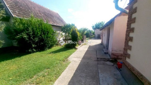 Eladó családi ház, Ballószögön 40 M Ft, 2 szobás