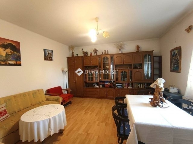 Eladó családi ház, Erdőkertesen 84.9 M Ft, 3 szobás