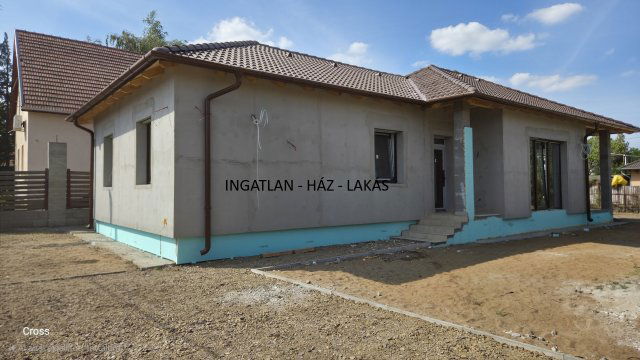 Eladó családi ház, Erdőkertesen 89.9 M Ft, 5 szobás