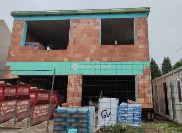 Eladó téglalakás, Budapesten, XVIII. kerületben 83.99 M Ft