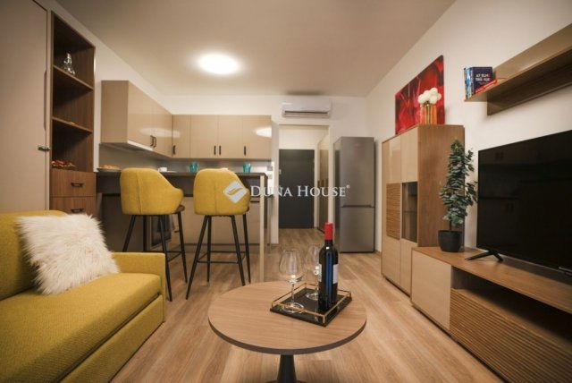 Eladó téglalakás, Budapesten, VIII. kerületben 88.369 M Ft