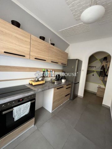 Eladó téglalakás, Várpalotán 36.7 M Ft, 1 szobás