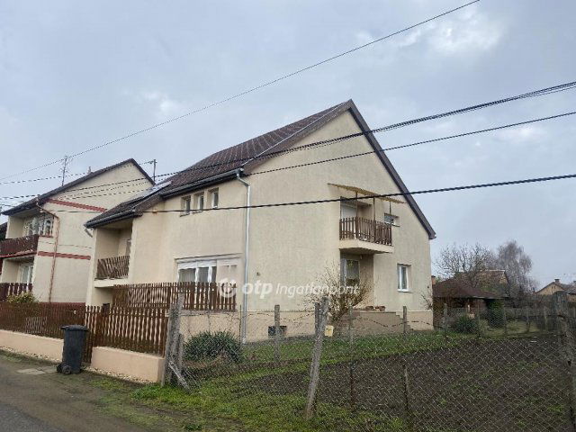 Eladó családi ház, Szügyön 69.9 M Ft, 5 szobás