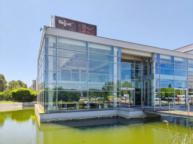 Kiadó iroda, Szentendrén, Dobogókői úton 49 E Ft / hó