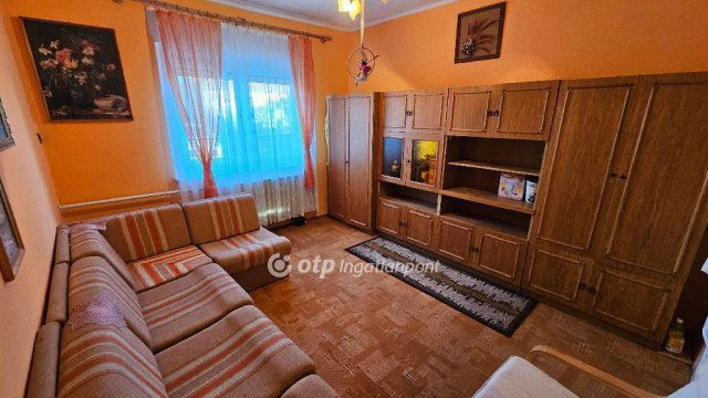 Eladó családi ház, Szihalmon 20 M Ft, 3 szobás