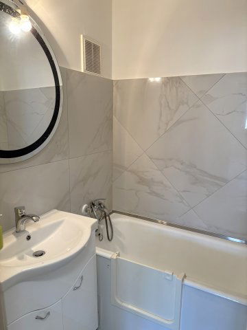 Eladó panellakás, Budapesten, III. kerületben 71.9 M Ft, 2 szobás