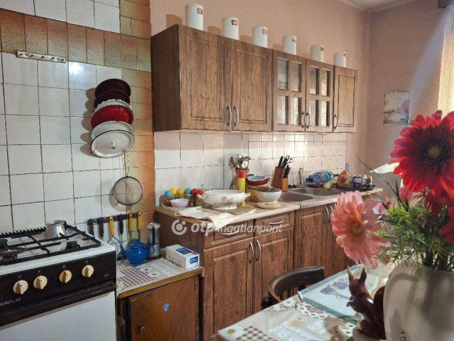 Eladó családi ház, Eleken 14.9 M Ft, 2 szobás