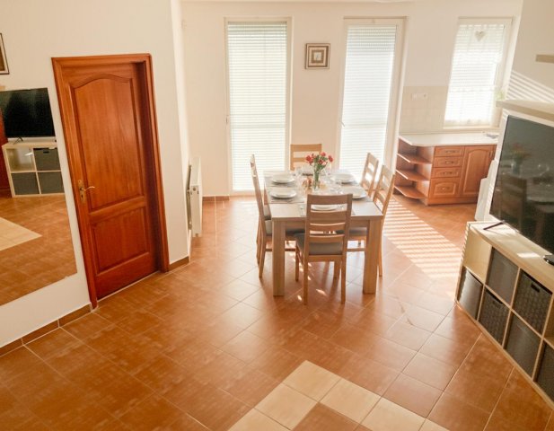 Eladó családi ház, Tatabányán 119 M Ft, 4+1 szobás